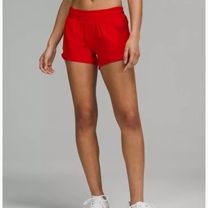 Hotty Hot Low-Rise lined shorts, size 4, 4”